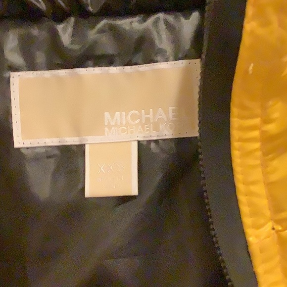 Michael Kors Bubble Jacket, Golden Yellow with hood - Picture 3 of 6